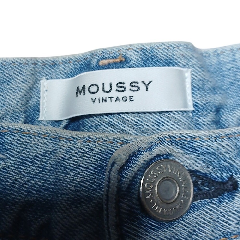 MOUSSY VINTAGE Light Wash Distressed Denim Cut Off Shorts Size 28‎ 025DAC11-2580 - Picture 2 of 4